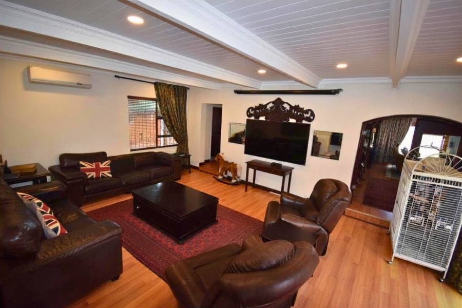 To Let 4 Bedroom Property for Rent in Jim Fouchepark Free State